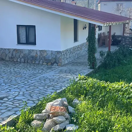 Hébergement de vacances Soeguet Osman Koey Evi
