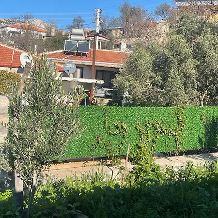 Soeguet Osman Koey Evi Hébergement de vacances *