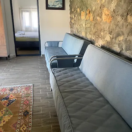 Hébergement de vacances Soeguet Osman Koey Evi *