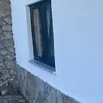 Soeguet Osman Koey Evi * Taslica